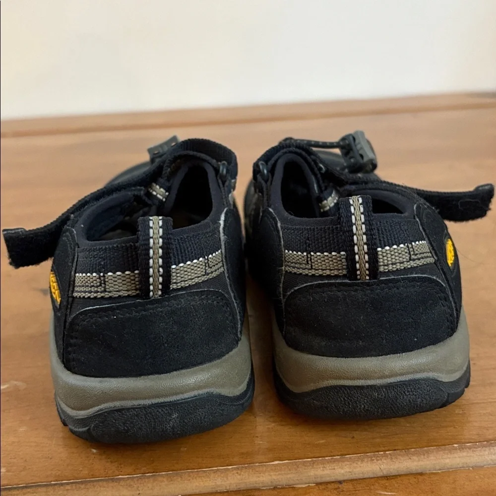 Keen rugged sandals